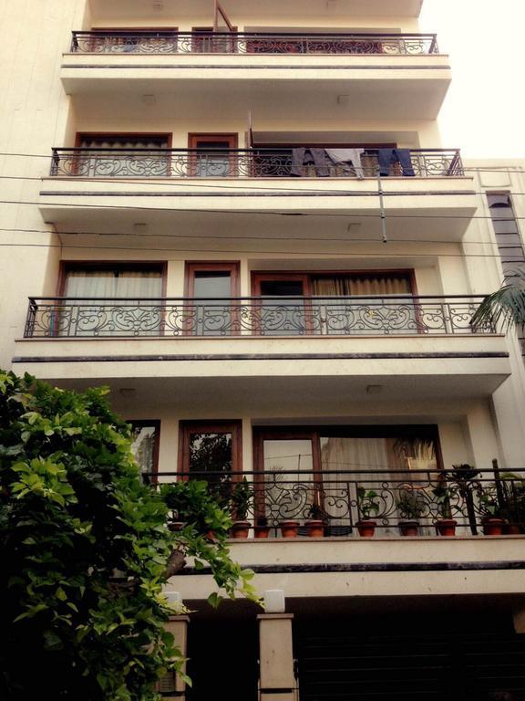 Woodpecker Service Apartments - Green Park New Delhi Kamer foto