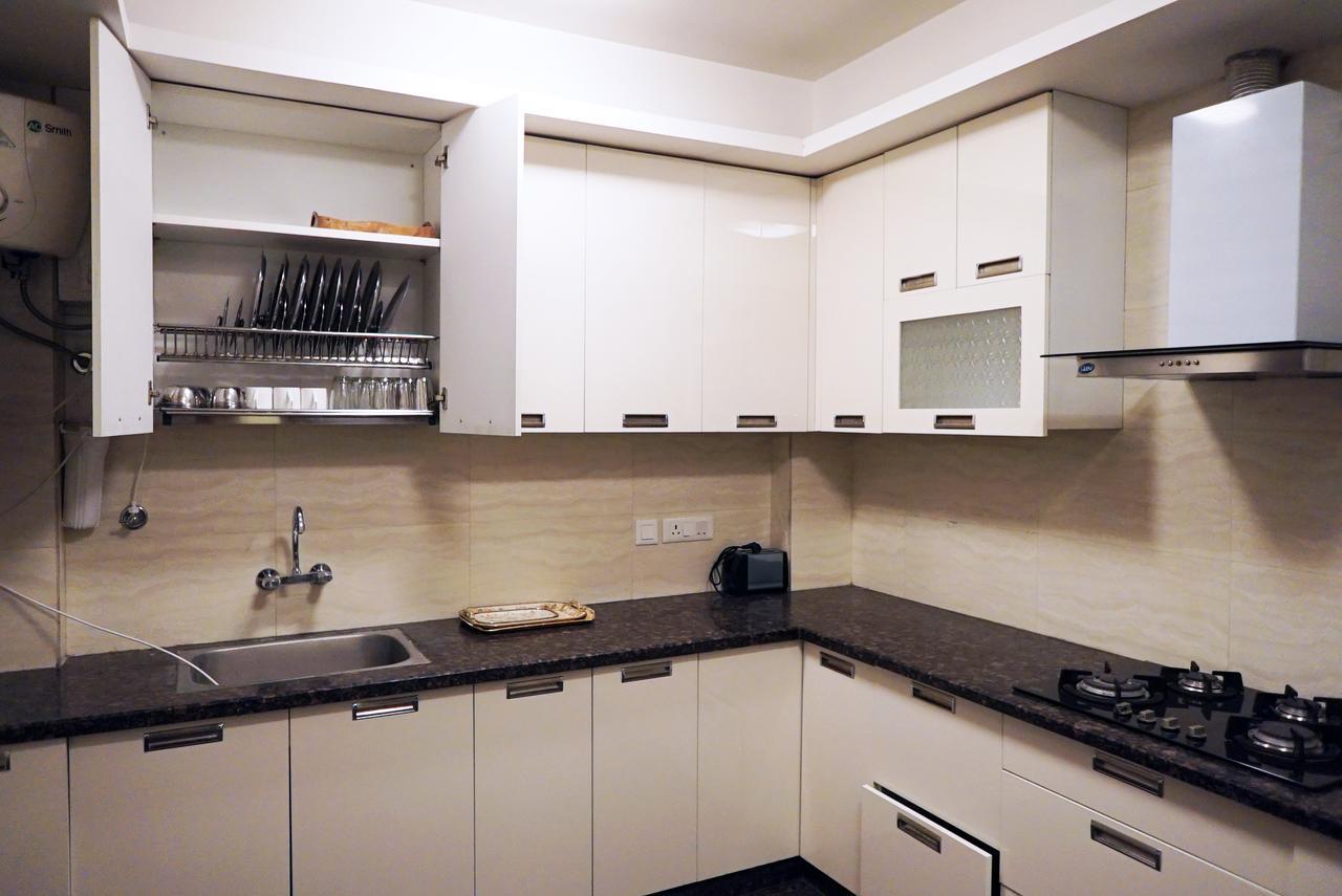 Woodpecker Service Apartments - Green Park New Delhi Buitenkant foto