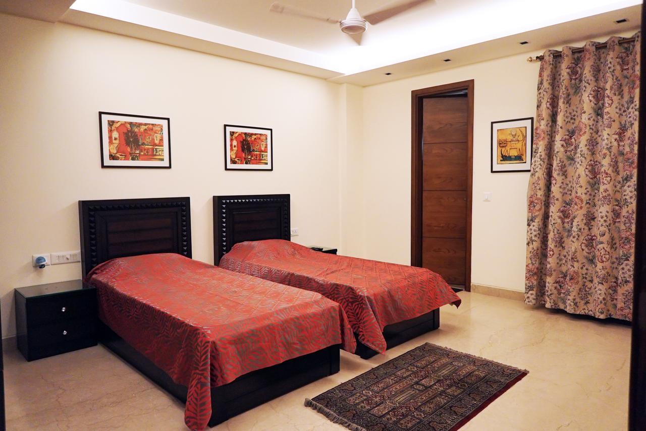Woodpecker Service Apartments - Green Park New Delhi Buitenkant foto